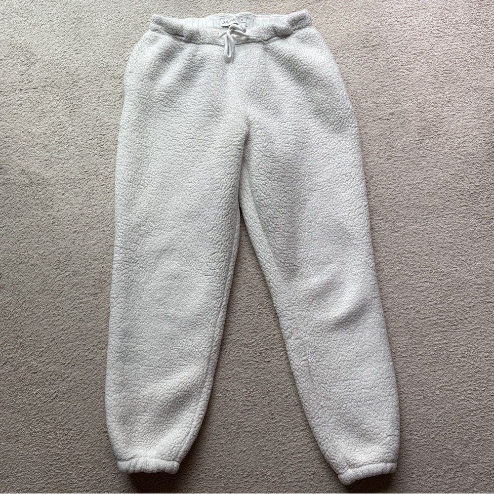 Gilly Hicks Hollister Off White Cream Sherpa Fur Joggers Pants Lounge Wear M